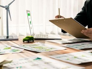 Jak skutecznie przygotować firmę do raportowania emisji w systemie EU ETS?